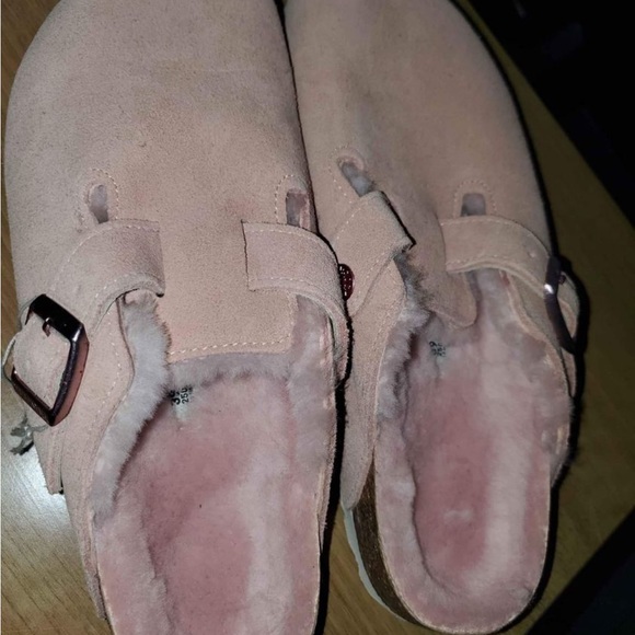 SOLD Birkenstock Boston Shearling - Picture 3 of 3